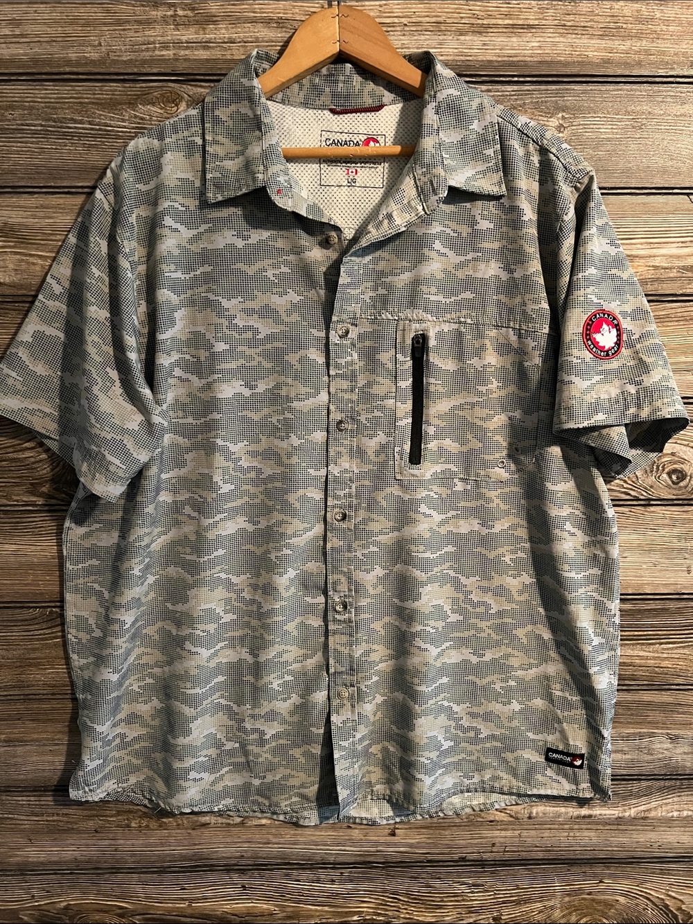 Canada Weather Gear Fishing Shirt